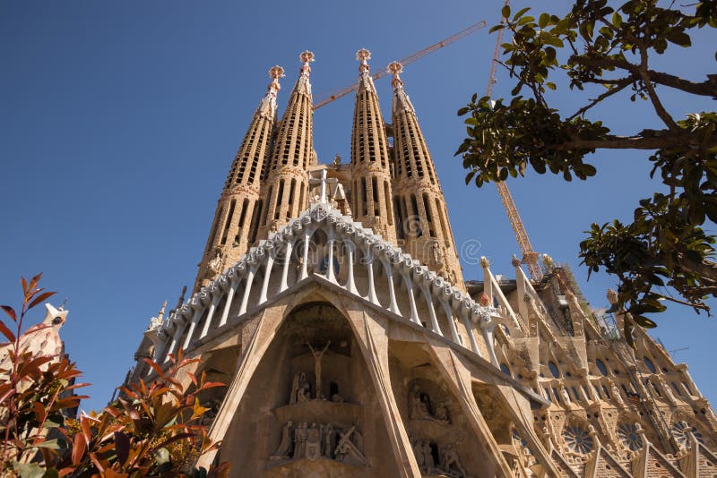 Sagrada Familia, Barcelona, Spain Editorial Photo - Image of antoni ...