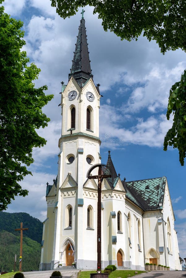 Kostel v obci Cernova, Slovensko