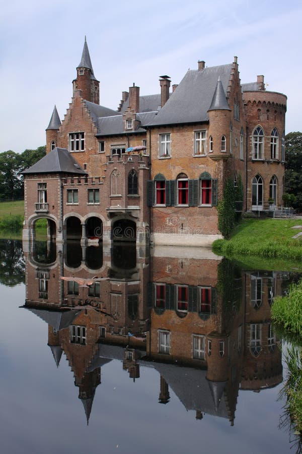 Château de lac images libres de droits Château de lac images libres de droits