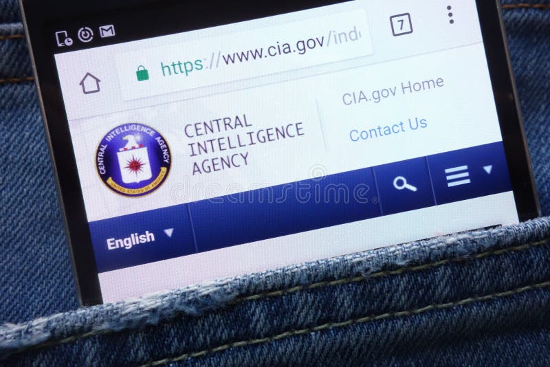 CIA centralnej agencji wywiadowczej strona internetowa wystawiająca na smartphone chującym w cajgach wkładać do kieszeni