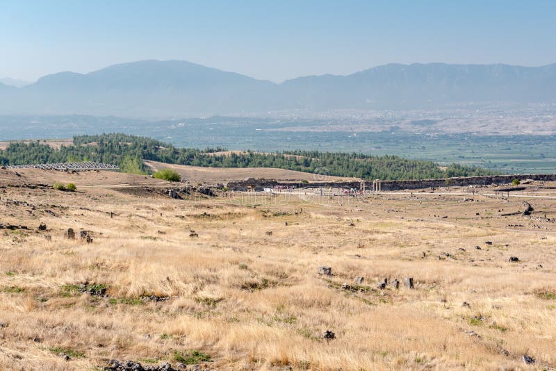 Cidade antiga de Hierapolis em Pamukkale, Turquia imagens de stock