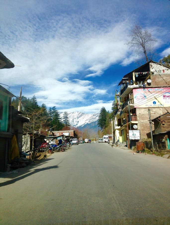 Cidade de Manali, Himachal Pradesh, Índia imagens de stock Cidade de Manali, Himachal Pradesh, Índia imagens de stock