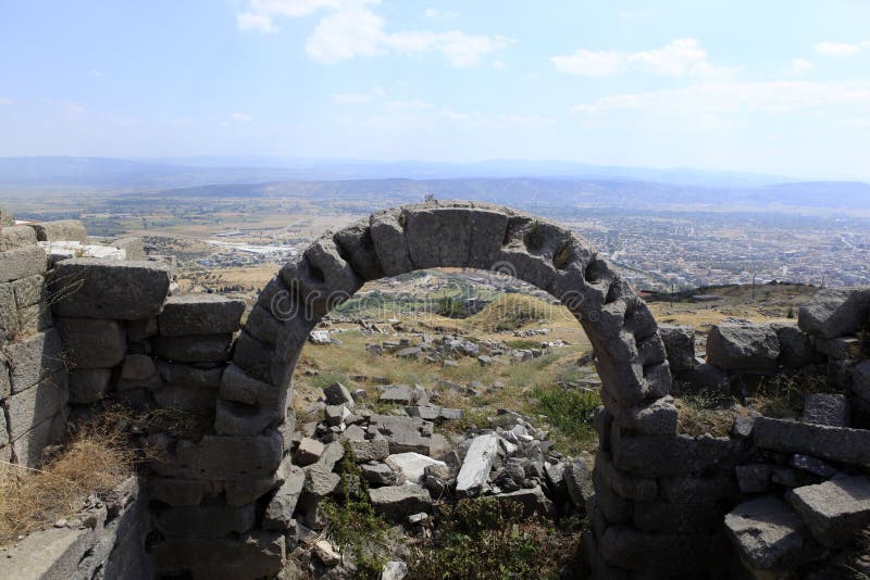 Cidade de Pergamon em Bergama, Turquia do grego clássico imagem de stock royalty free Cidade de Pergamon em Bergama, Turquia do grego clássico imagem de stock royalty free