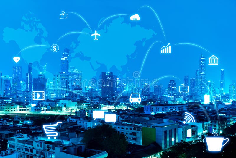 Cidade moderna da noite azul com linha da conexão de Internet da coisa fotos de stock Cidade moderna da noite azul com linha da conexão de Internet da coisa fotos de stock