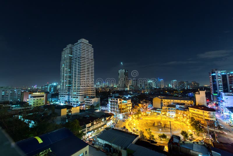 Cidade na noite - Manila, Filipinas fotografia de stock Cidade na noite - Manila, Filipinas fotografia de stock