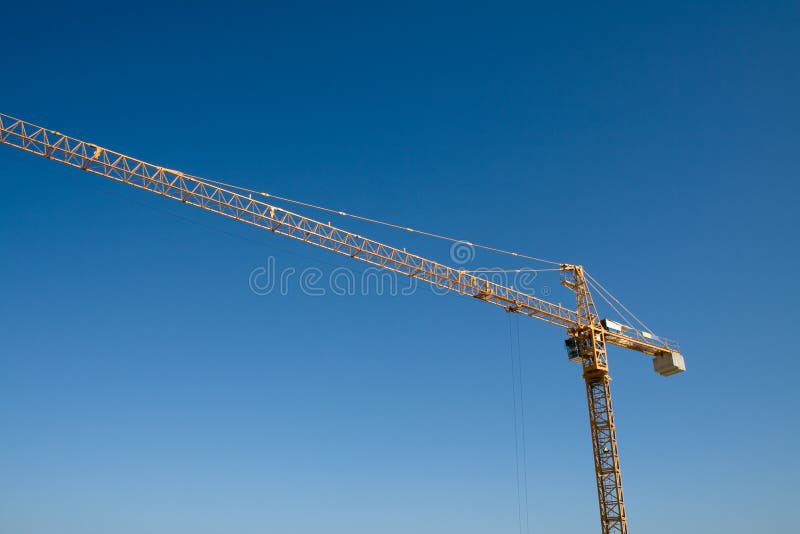 cielo blu della gru immagini stock cielo blu della gru immagini stock