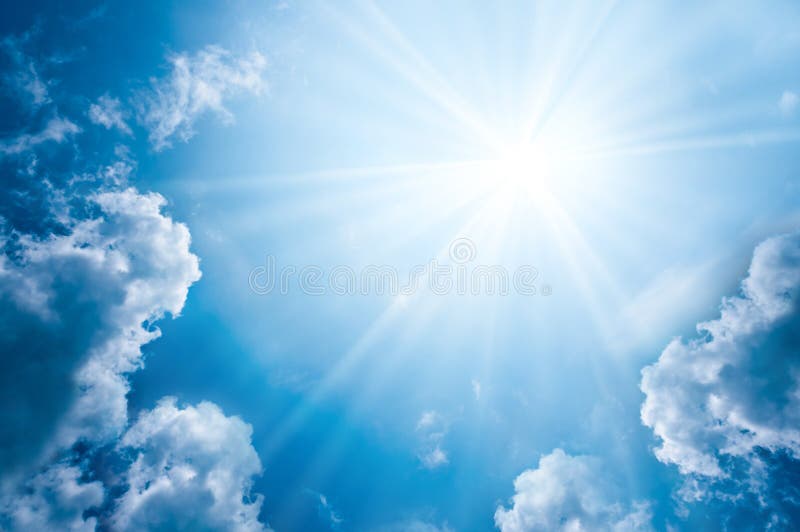 Cielo con le nubi ed il sole fotografia stock Cielo con le nubi ed il sole fotografia stock