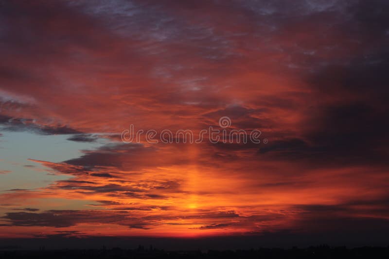 Cielo del amanecer foto de archivo libre de regalías Cielo del amanecer foto de archivo libre de regalías