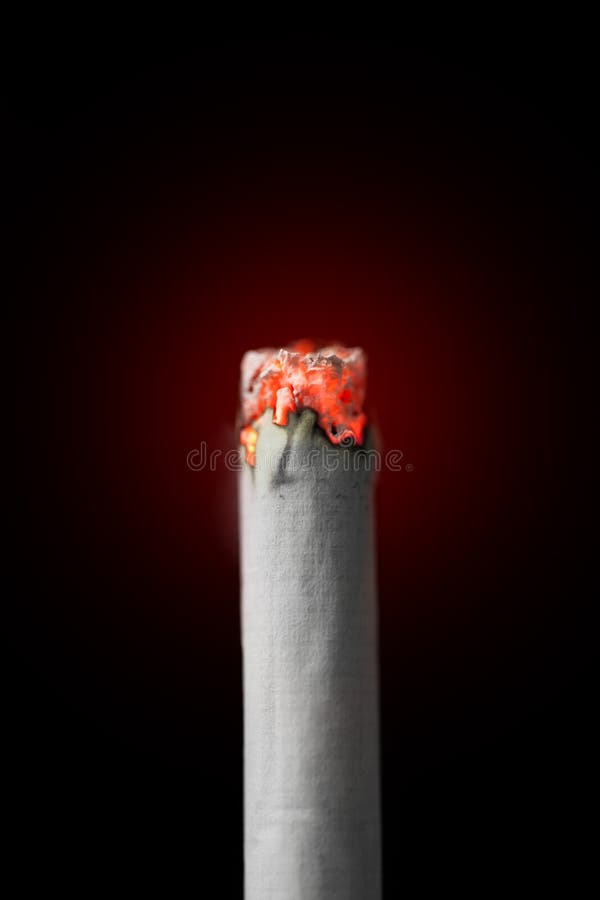 Cigarrillo ardiente