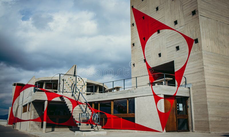 Cima del tetto di Corbusier immagine stock libera da diritti Cima del tetto di Corbusier immagine stock libera da diritti