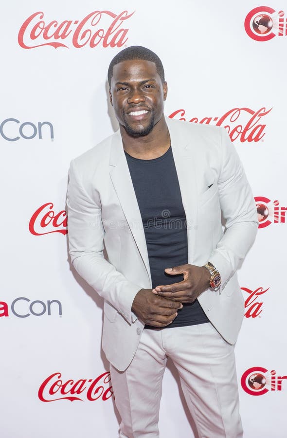 LAS VEGAS - APR 23 : Actor Kevin Hart, winner of CinemaCon's Comedy Star of the Year, attends the 2015 Big Screen Achievement Awards during 2015 CinemaCon on April 23 , 2015 in Las Vegas , NV. LAS VEGAS - APR 23 : Actor Kevin Hart, winner of CinemaCon's Comedy Star of the Year, attends the 2015 Big Screen Achievement Awards during 2015 CinemaCon on April 23 , 2015 in Las Vegas , NV