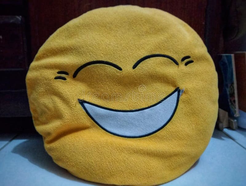 pillow smiley face