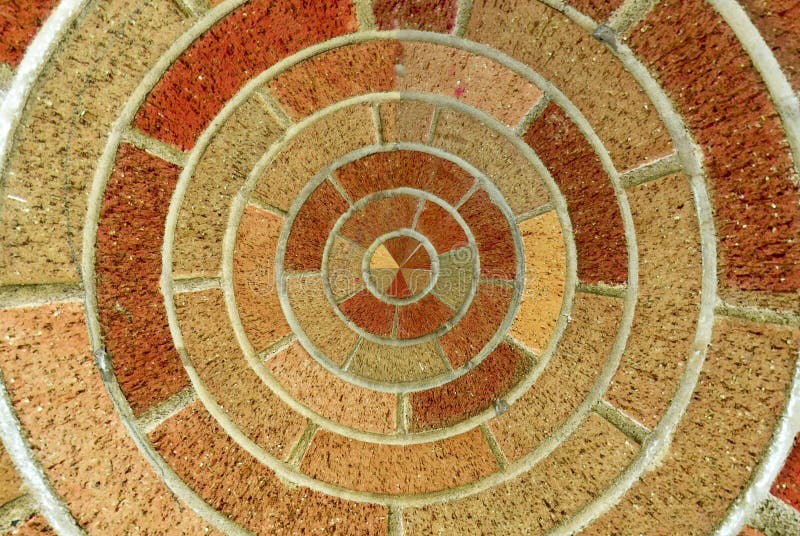 Circular Brick Pattern