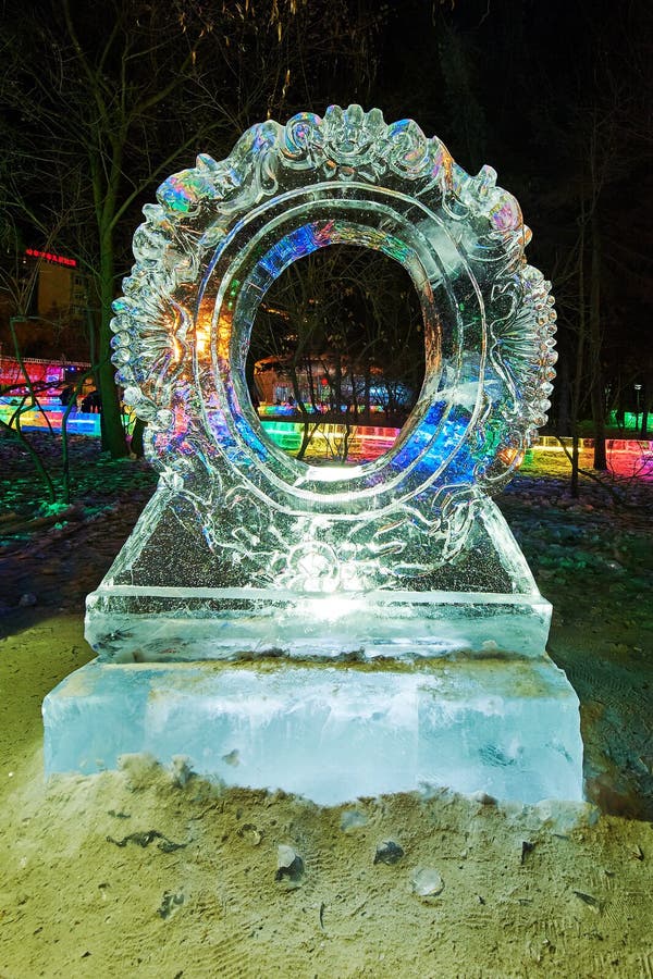 The circular ring ice-lantern festival