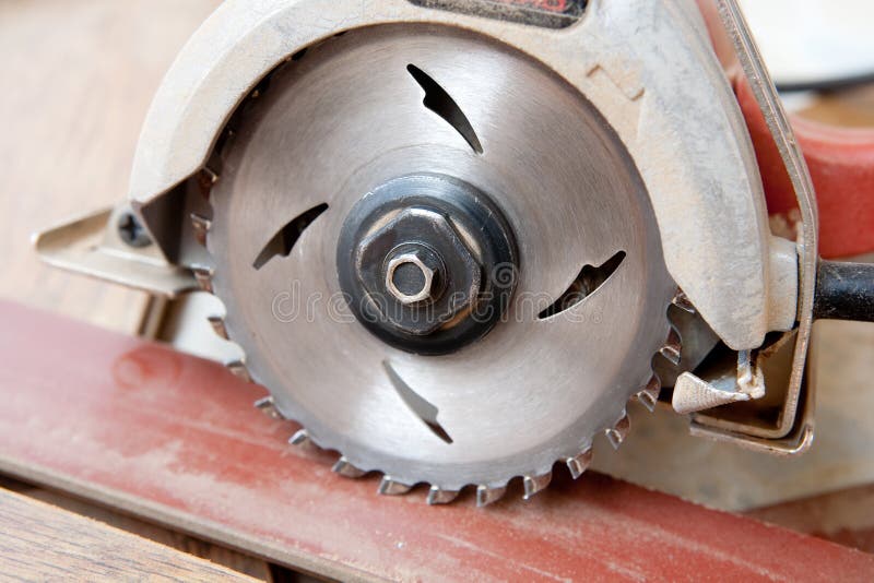 Circular saw