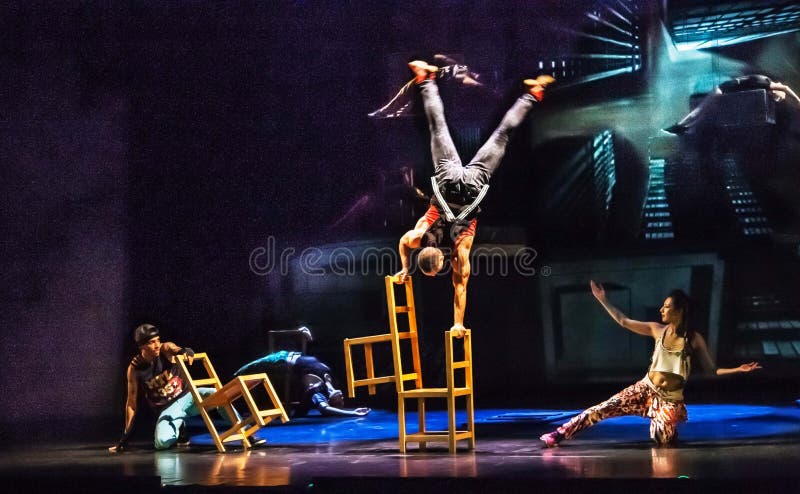 DANCE THEATRE , CANADIAN CIRQUE ELOIZE , PERFORMANCE IN TEL-AVIV , NOVEMBER 2016 . ASTONISHING ACROBATICS , MODERN DANCE COMBINED WITH THEATRE . DANCE THEATRE , CANADIAN CIRQUE ELOIZE , PERFORMANCE IN TEL-AVIV , NOVEMBER 2016 . ASTONISHING ACROBATICS , MODERN DANCE COMBINED WITH THEATRE .