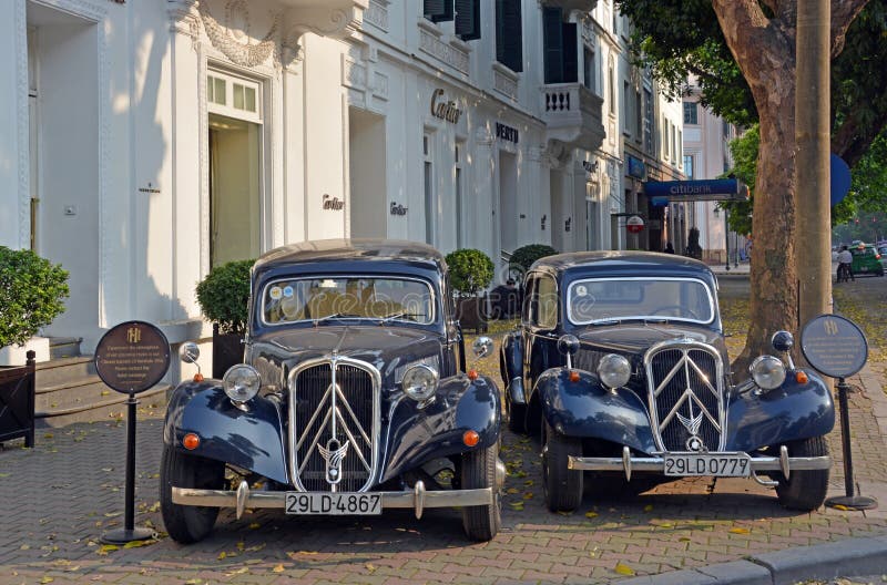 Citroen Traction 15 Familiale 1956 Cars in Hanoi