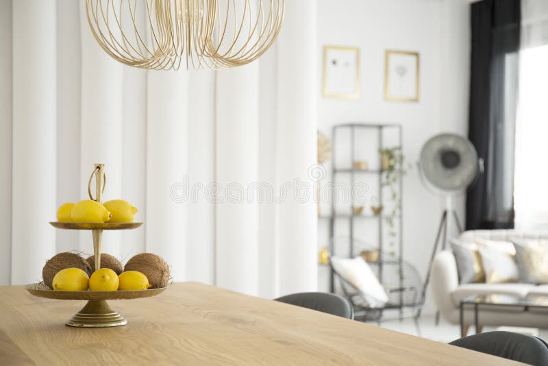 Citruses in dining room