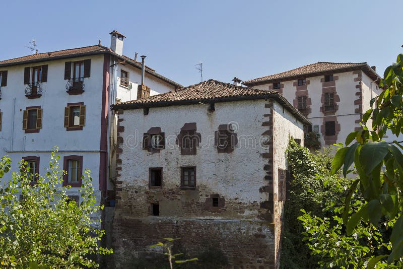 Citta Di Elizondo In Spagna Fotografia Stock Immagine Di Aperto Paese