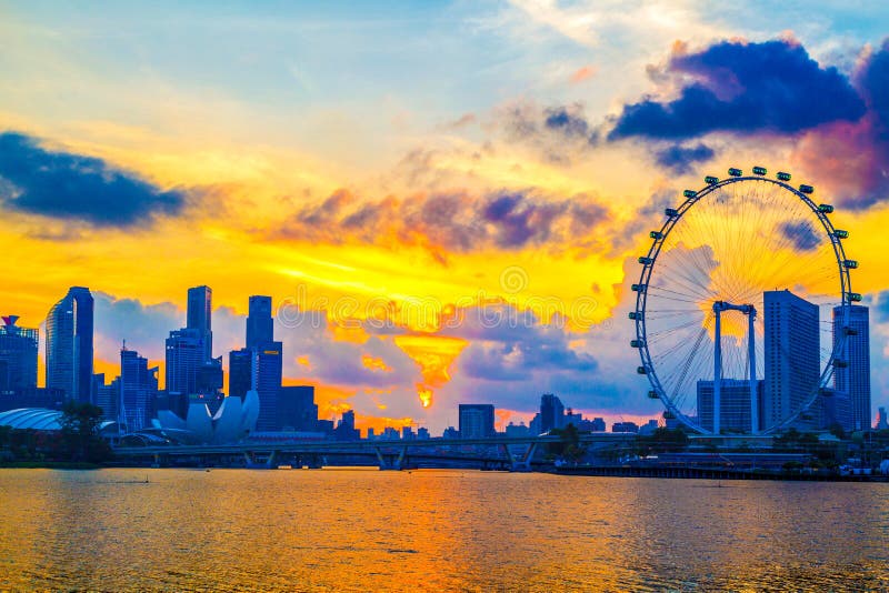 Città di Singapore, Singapore: Gennaio 2,2018: Orizzonte di Singapore Singap fotografia stock libera da diritti Città di Singapore, Singapore: Gennaio 2,2018: Orizzonte di Singapore Singap fotografia stock libera da diritti