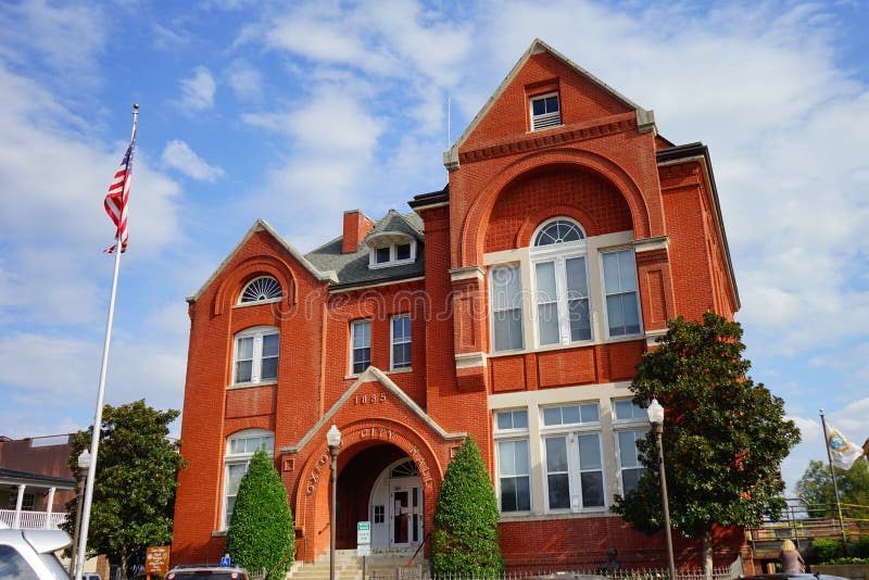 Court house of oxford stock image. Image of green, mississippi 62124355