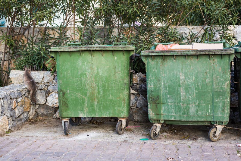 Garbage bin in city park stock image. Image of block 91208225