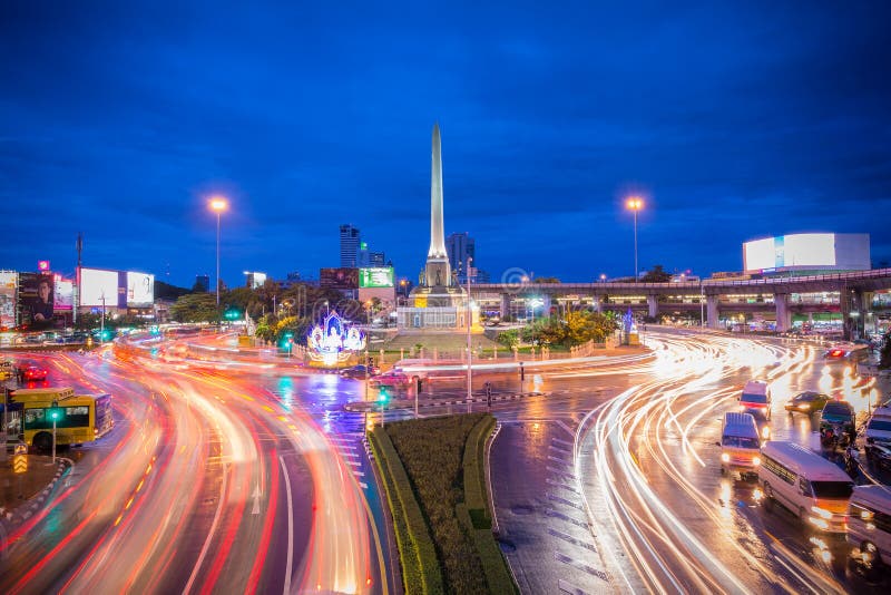 BANGKOK, THAILAND - October 3, 2015 : Cityscape twilight of Victory monument in central Bangkok Thailand. Landmark of Bangkok and popular for tourists