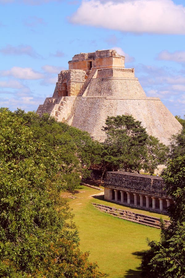 Ciudad antigua del maya de Uxmal XI fotos de archivo libres de regalías Ciudad antigua del maya de Uxmal XI fotos de archivo libres de regalías