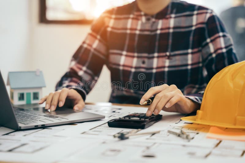 Civil Engineer or Architect Business Useing Calculator about Calculate