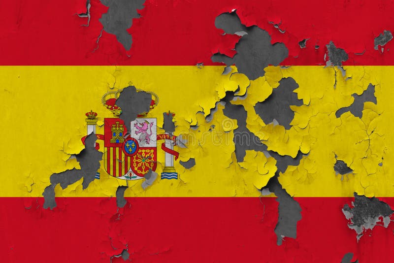 Ciérrese encima de la bandera sucia, dañada y resistida de España en la pared que pela de la pintura para ver superficie interior imágenes de archivo libres de regalías Ciérrese encima de la bandera sucia, dañada y resistida de España en la pared que pela de la pintura para ver superficie interior imágenes de archivo libres de regalías