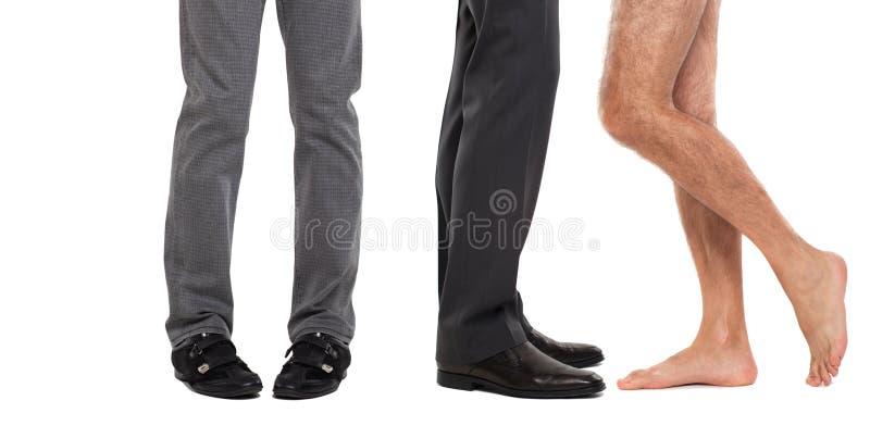 Ciérrese para arriba de las piernas y de los pies masculinos foto de archivo libre de regalías Ciérrese para arriba de las piernas y de los pies masculinos foto de archivo libre de regalías