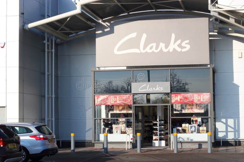 clarks shoe factory shop