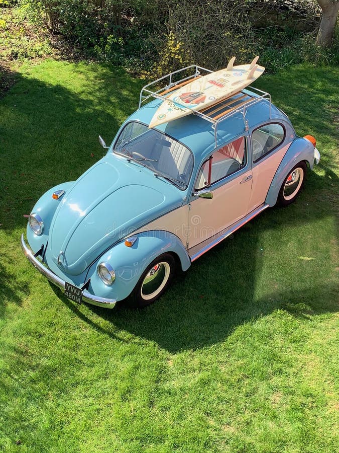BAUER VW BEETLE 1200 BRIGHT BLUE WITH SURFBOARDS ON ROOF T-JET CLONE HO CHASSIS 