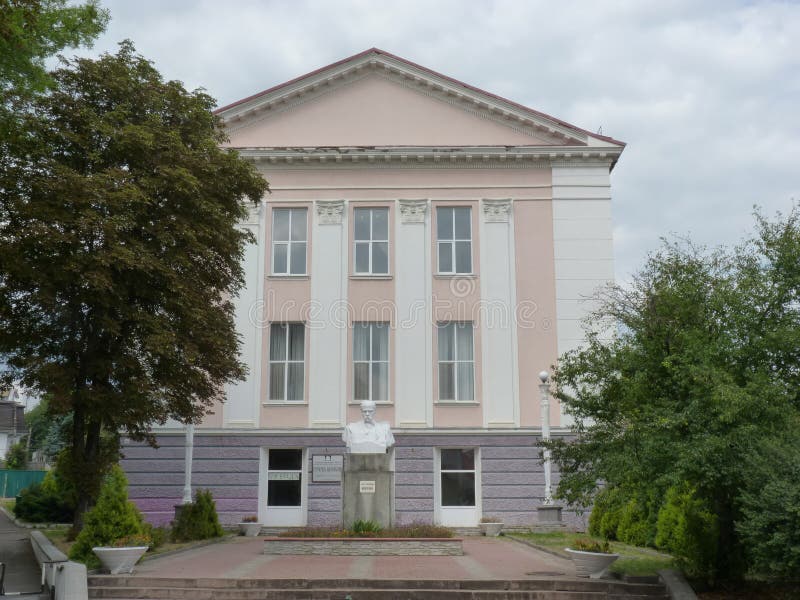 A classical style building in truskavets with bust statue front high quality photo royalty-vrije stock foto's