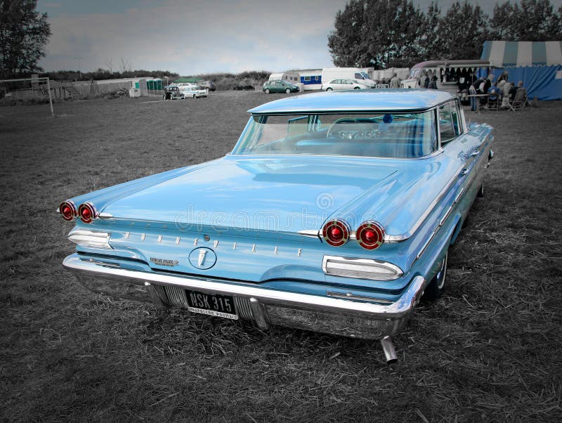 Classique de vintage de Pontiac Bonneville image libre de droits Classique de vintage de Pontiac Bonneville image libre de droits