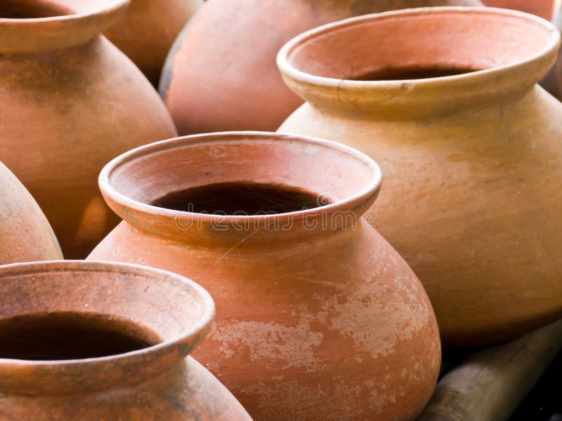 Clay pot