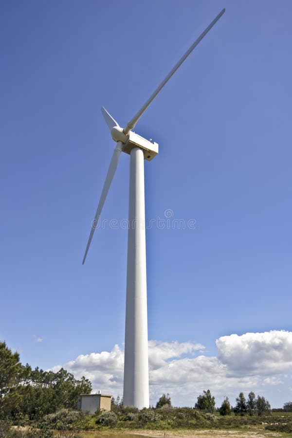 Clean green energy, windturbine in Portu