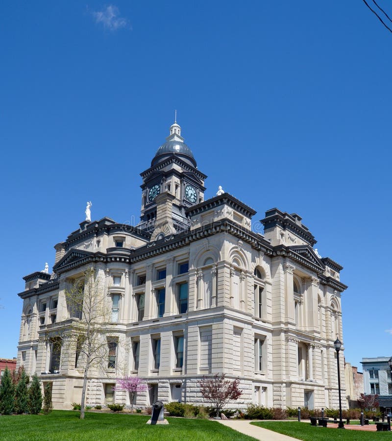 Clinton County Courthouse foto editorial. Imagem de exemplo 53250251