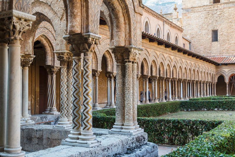 Cloister of Monreale Cathedral Editorial Stock Photo - Image of ...