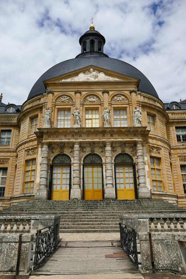 Château de Vaux-le-Vicomte - 45 quality high-definition images