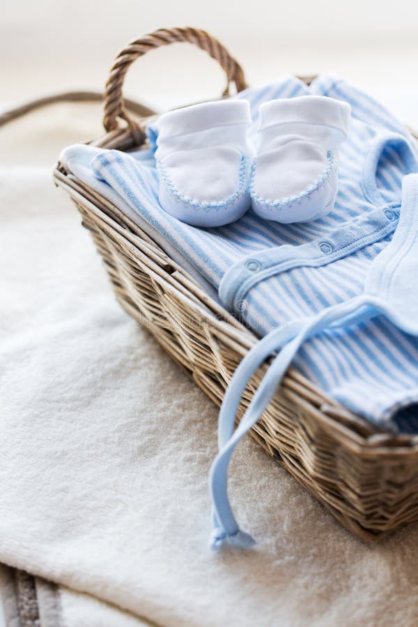 baby clothes gift basket