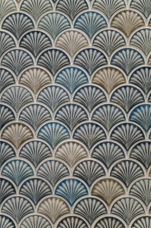 Shell mosaic pattern