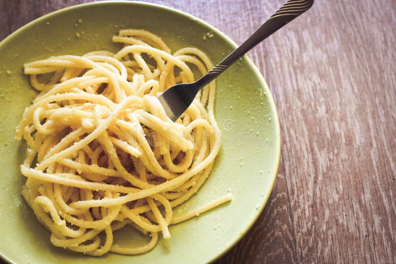 Making Spaghetti Alla Chitarra With A Tool Stock Photo - Download