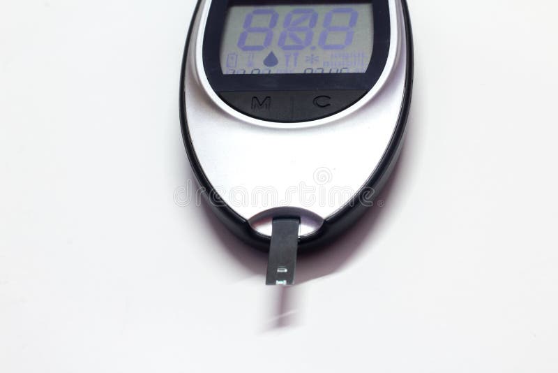 https://thumbs.dreamstime.com/b/close-up-diabetes-check-machine-digital-screen-device-measuring-blood-sugar-medical-glucose-levels-test-isolated-143900636.jpg