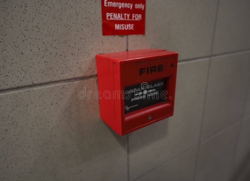 The close up of emergency red fire alarm royalty free stock photography The close up of emergency red fire alarm royalty free stock photography