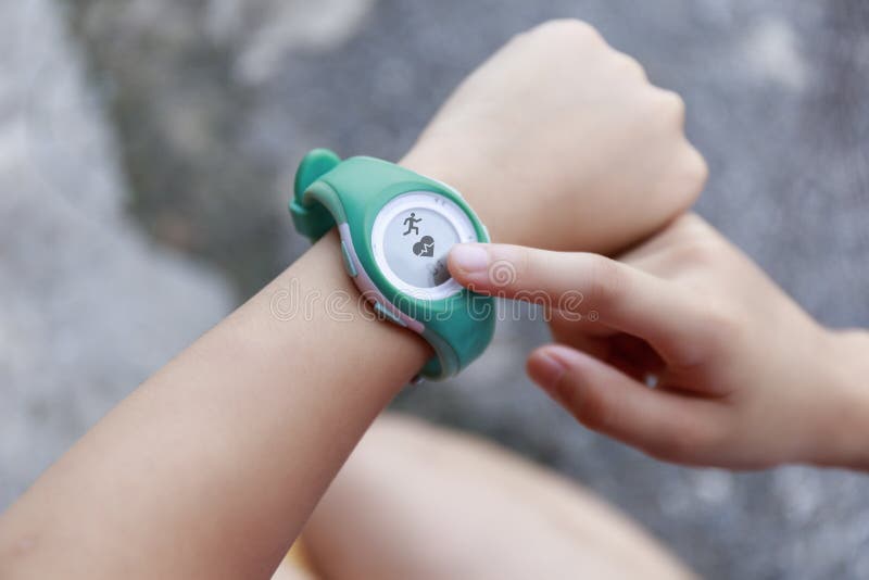Finger store touch watch