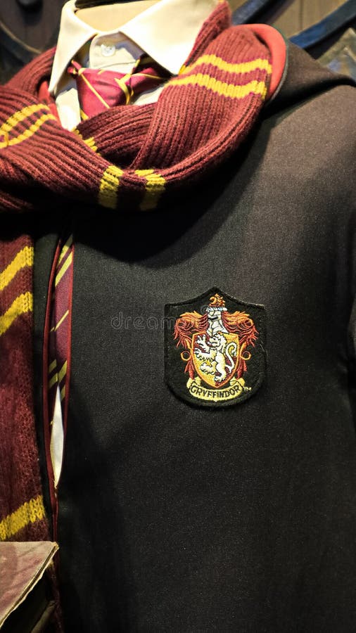 Close Up of Griffindor Uniform at Wizarding World of Harry Potter ...