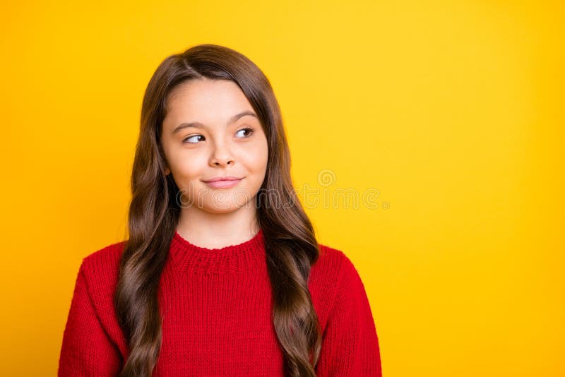 Cunning Brunette Chick Gets Licked by Photographer