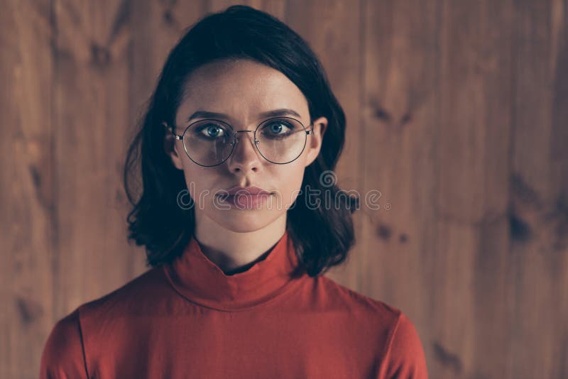 Close up photo of stunning elegant cute entrepreneur brunette hairstyle wavy curly hair stylish trendy style red royalty free stock photos Close up photo of stunning elegant cute entrepreneur brunette hairstyle wavy curly hair stylish trendy style red royalty free stock photos