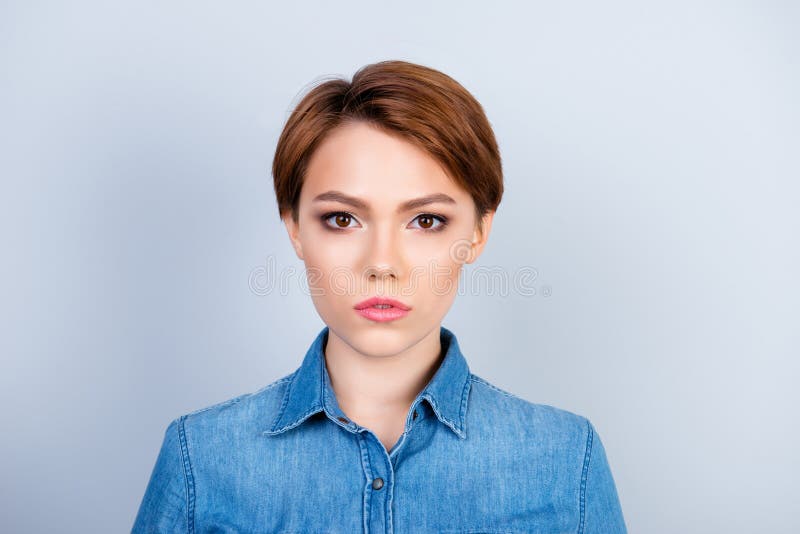 Close Up Portrait Of Beautiful Young Girl With Short Hair And Pe Stock